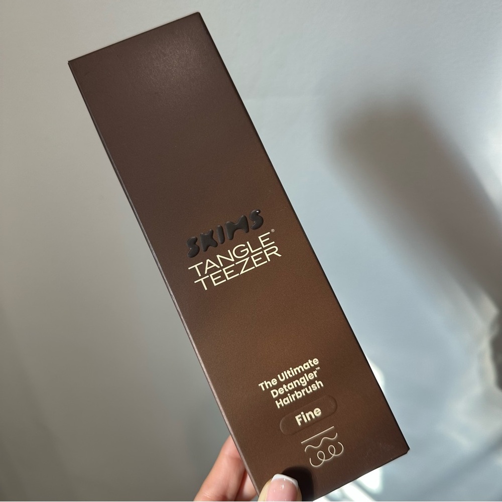 Skims x Tangle Teezer hair brush